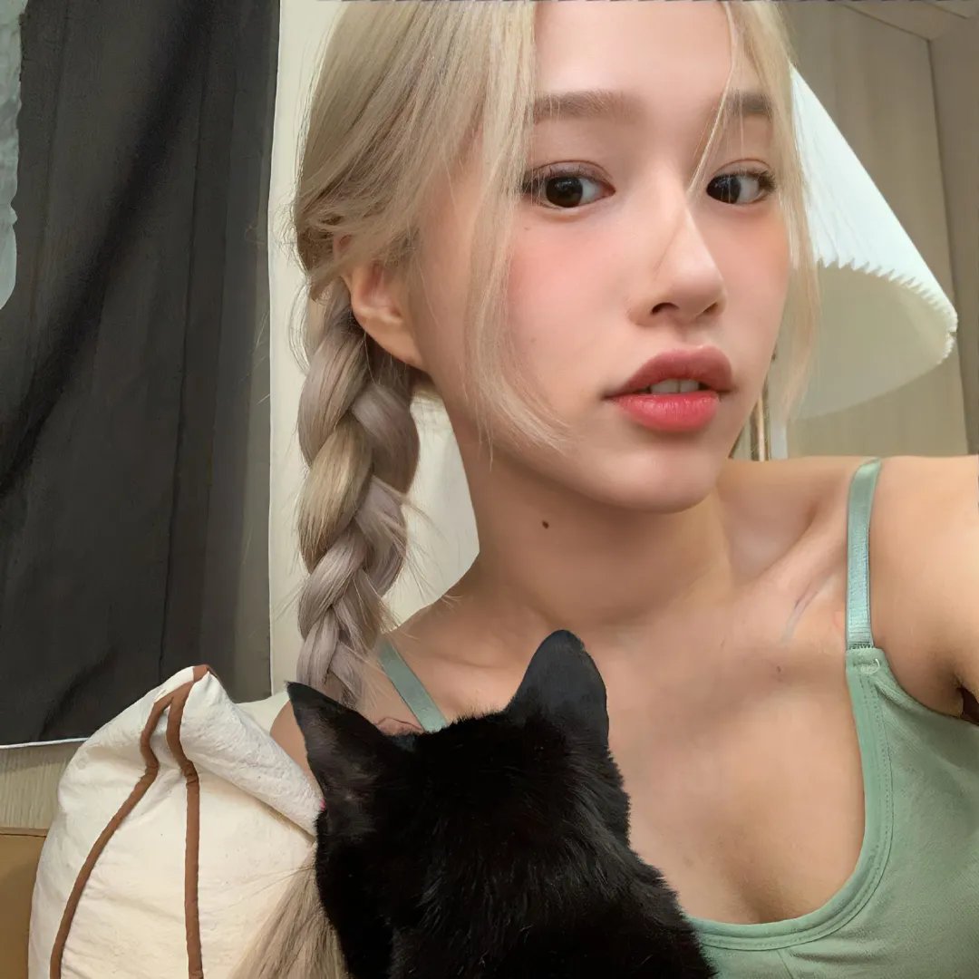 派遣女公关彩华